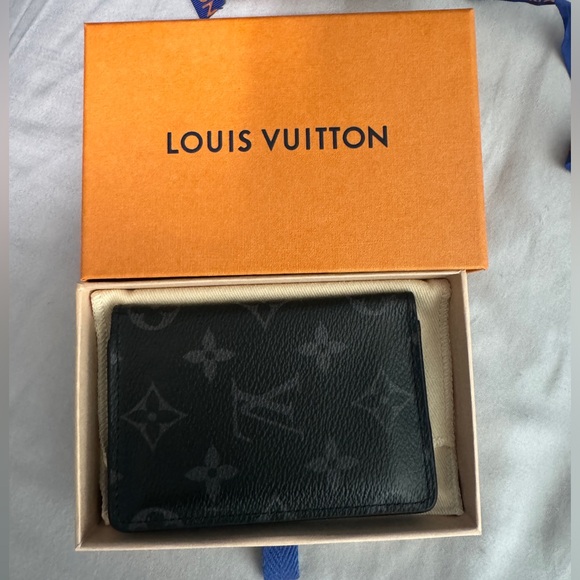 Black Louis Vuitton Cardholder - Picture 1 of 2